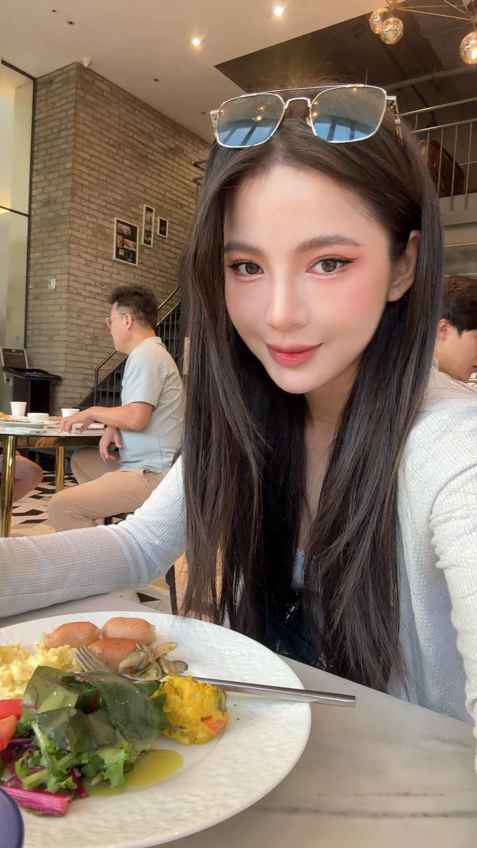 Nguyễn tú linh 1